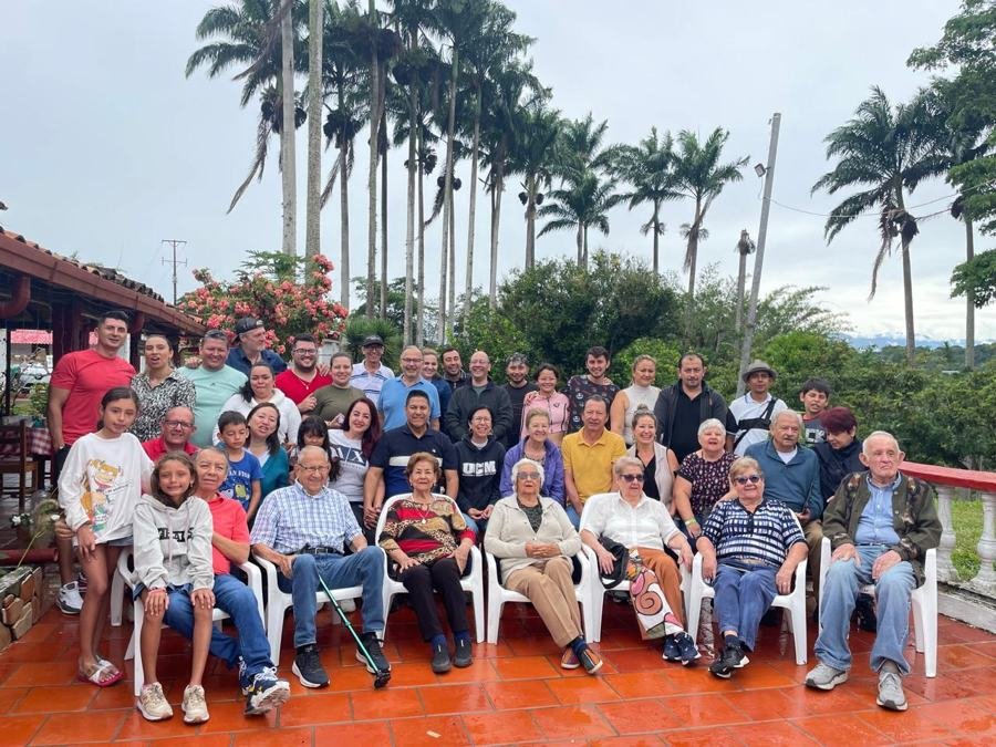 Familia Corporada reunida, Congreso 2025